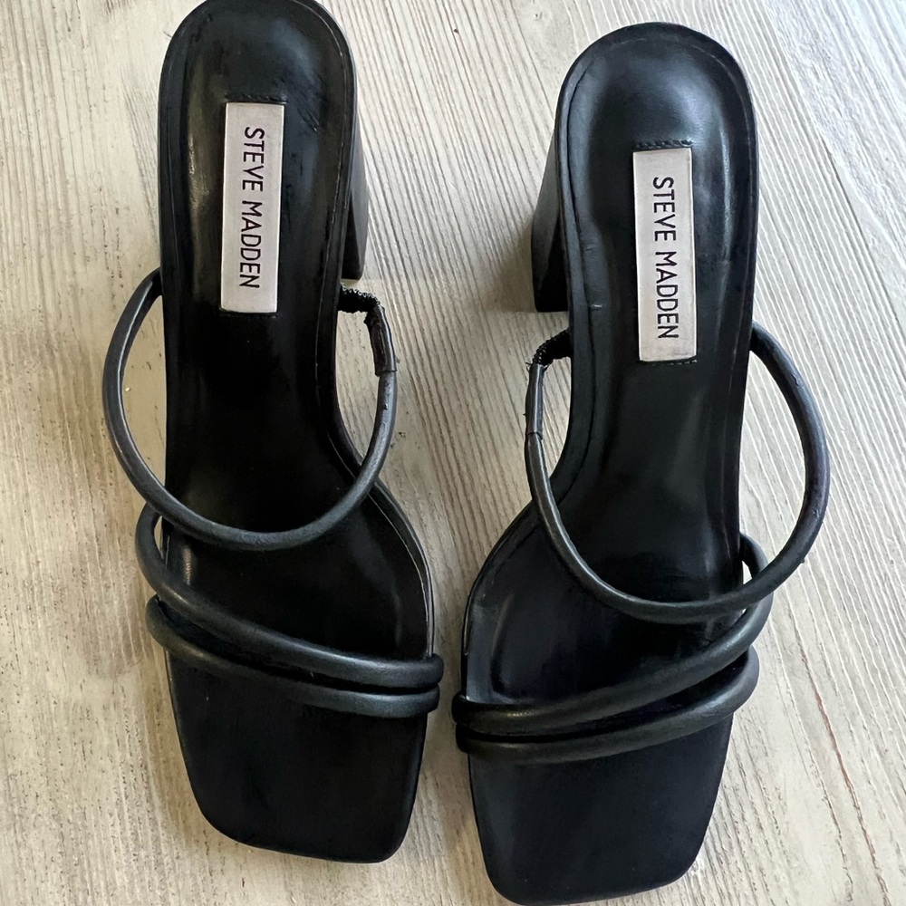 Steve Madden Black block heels